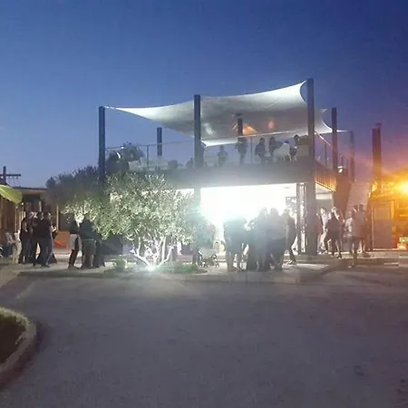 Sak Mobile Κάμπινγκ